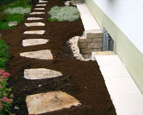 Steinwege Planung vom GartenBaur